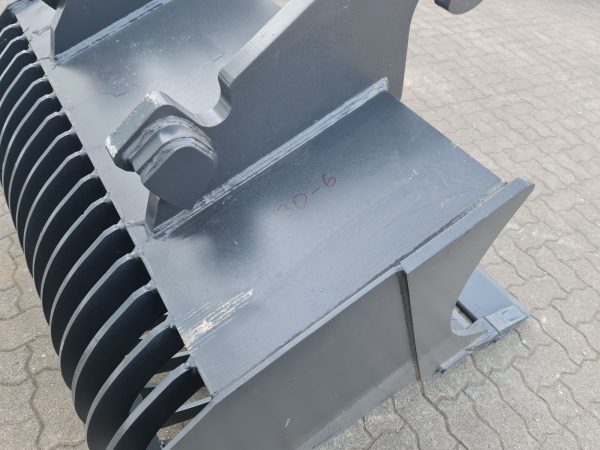 130cm Siebschaufel Sieblöffel CW20 CW30VORBAUSCHNEIDE, 13-18t – Bild 2